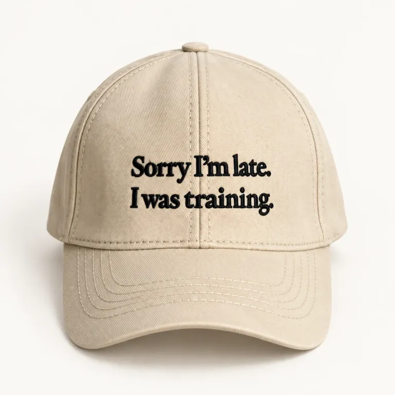 Sorry I’m Late krem şapka – ön görünüm